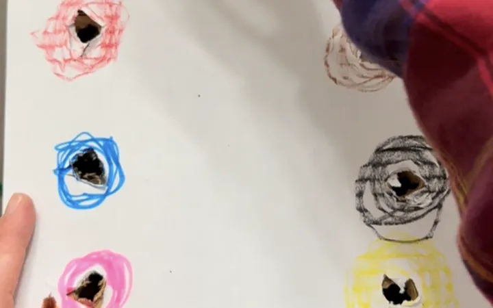 Pipe Cleaner Color Matching: A 10-Minute Toddler Activity (Ages 2-4)